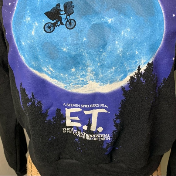 H&M Divided E.T. motion Picture Graphics Crop Hoodie Sweatshirt - Picture 3 of 9